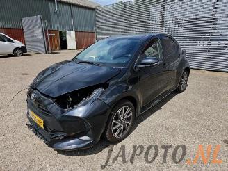 demontáž osobní automobily Toyota Yaris Yaris IV (P21/PA1/PH1), Hatchback, 2020 1.5 12V VVT-i 2021/5
