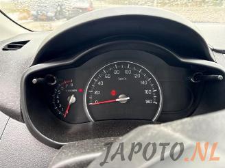 Suzuki Celerio Celerio (LF), Hatchback 5-drs, 2014 1.0 12V Dualjet picture 11