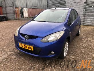 Vrakbiler auto Mazda 2 2 (DE), Hatchback, 2007 / 2015 1.5 16V S-VT 2008/2