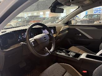 Opel Astra Sports Tourer 1.2 Turbo BTW! NAP! picture 15