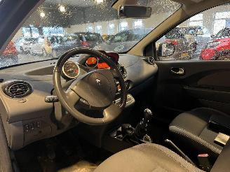 Renault Twingo 1.2 16V Dynamique 104.000 NAP! picture 13