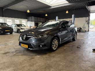  Renault Mégane 1.2 TCe 130 EDC 2017/10