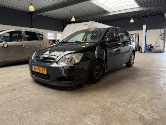 krockskadad bil auto Toyota Corolla 1.6 VVT-i Anniversary 2006/10