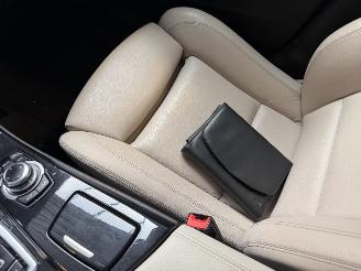 BMW 5-serie 520D High Executive picture 19
