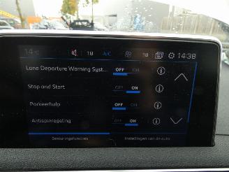 Peugeot 5008 1.2 PT BL. Executive 7 persoons picture 23