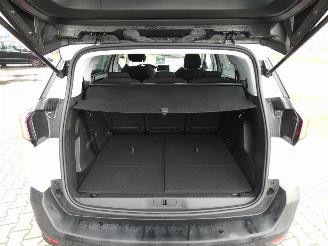 Peugeot 5008 1.2 PT BL. Executive 7 persoons picture 5