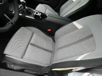 Opel Astra SPORTS TOURER 1.2 Bns Elegance picture 11