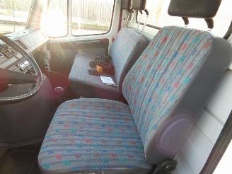 Mercedes  410D Oprijwagen schadevrij! picture 11