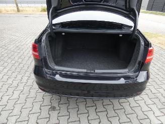 Volkswagen Jetta 1.6 Trendline picture 5