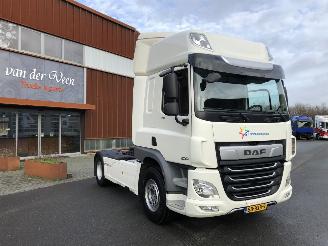 DAF CF 410 Skycab picture 3