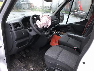 Renault Master 3.5T 165 CDI picture 10