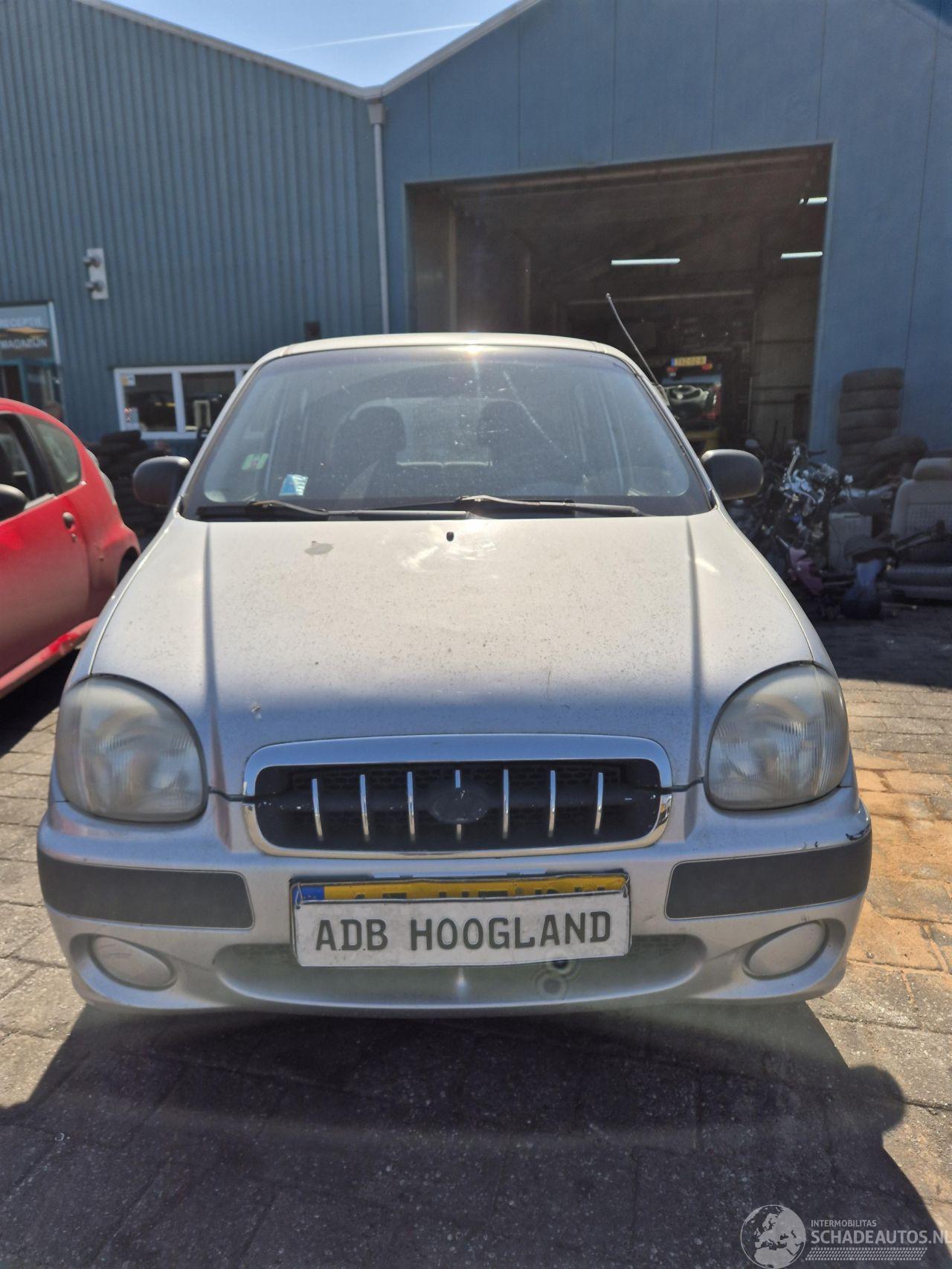 Hyundai Atos Hatchback 1.0 12V (G4HC) [43kW] 5-BAK