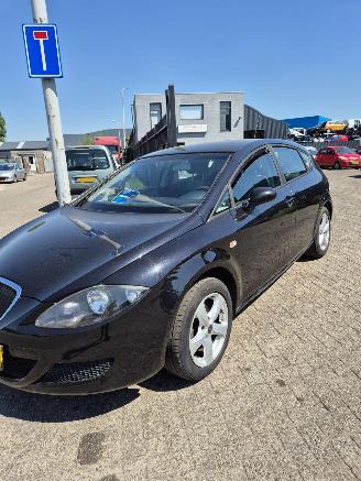 Seat Leon (1P1) Hatchback 5-drs 1.6 (BSE) [75kW] 5-BAK picture 3