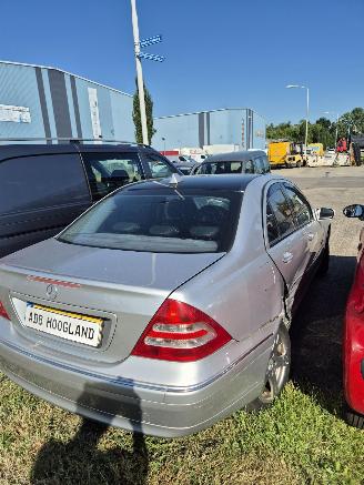 Mercedes C-klasse C (W203) Sedan 2.0 C-180 16V (M111.951) [95kW] 6-BAK picture 5