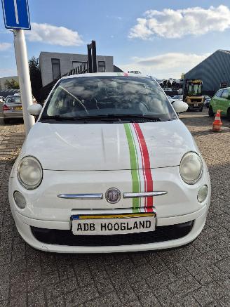 Damaged car Fiat 500 (312) Hatchback 1.4 16V (169.A.3000) [74kW] 5-BAK 2009/1