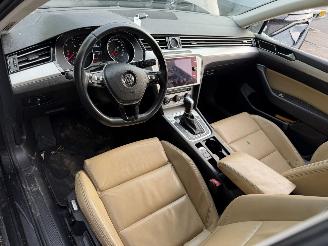 Volkswagen Passat 1.6 TDI 88KW DSG Clima Navi Comfortline picture 8