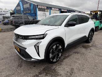 Coche accidentado Renault Scenic EV60 60kWh 125KW Clima Navi Comfort Range Techno NAP 2024/9