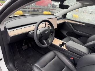 Tesla Model Y 75 kWh Long Range 258KW AWD Clima Navi Pano Led picture 6