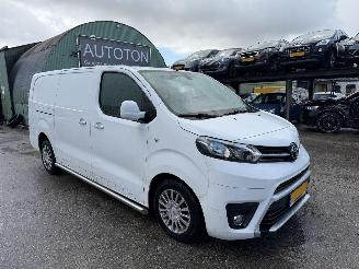 danneggiata veicoli commerciali Toyota Proace 2.0 D-4D 130KW Autom. Long Professional Clima Navi Camera 2018/6
