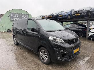 danneggiata veicoli commerciali Peugeot Expert 2.0 BlueHDI 90KW Clima Navi Led Premium Pack 231S 2018/12