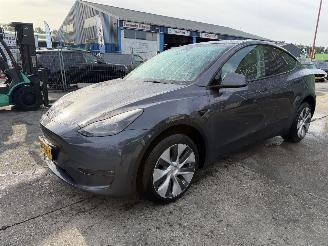 krockskadad bil auto Tesla Model Y 75 kWh Long Range AWD 258KW Pano Clima Navi 2022/3