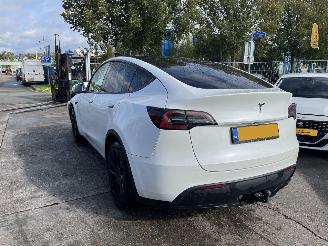 Tesla Model Y 58 kWH 175 KW RWD NAP picture 3