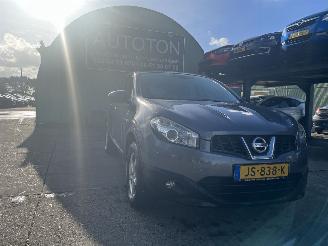 Schadeauto Nissan Qashqai 1.6 Acenta 2010/4