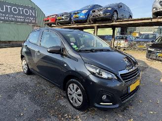 krockskadad bil auto Peugeot 108 1.0 e-VTI 50KW Led Airco Active 5-Drs 2016/2