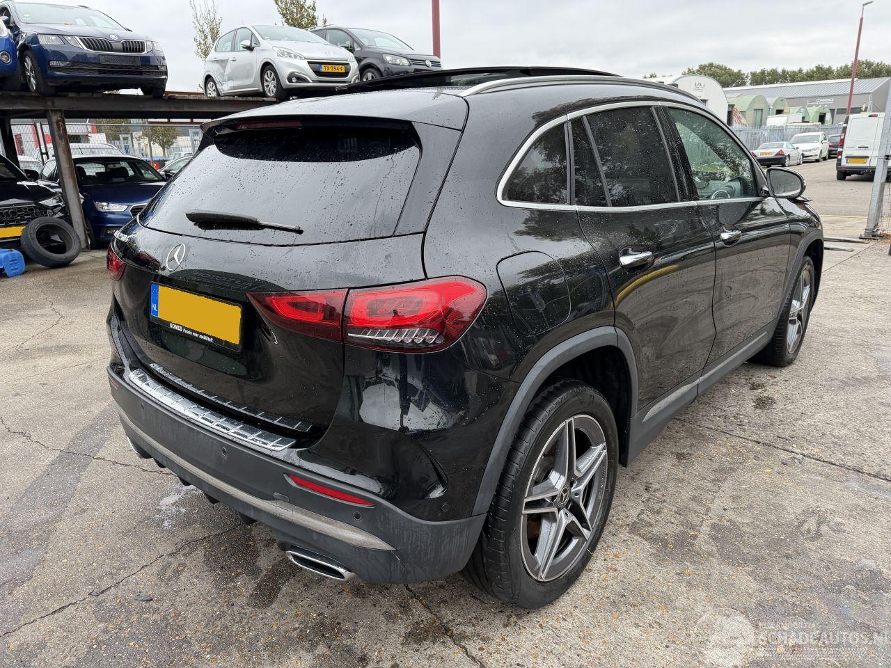 Mercedes GLA 250 e 118KW Pano Sfeerverlichting Clima Navi AMG-Line