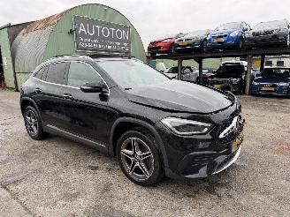 Mercedes GLA 250 e 118KW Pano Sfeerverlichting Clima Navi AMG-Line picture 2