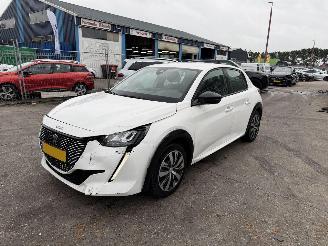 Avarii autoturisme Peugeot e-208 50 kWh 100KW Navi Clima Led Active Pack NAP 2023/11