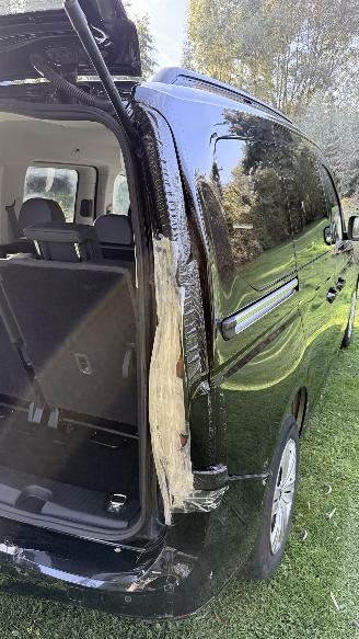Volkswagen Caddy 7 Persoons picture 29
