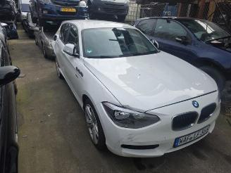 Vrakbiler auto BMW 1-serie 1 serie (F20), Hatchback 5-drs, 2011 / 2019 116i 1.6 16V 2014/5