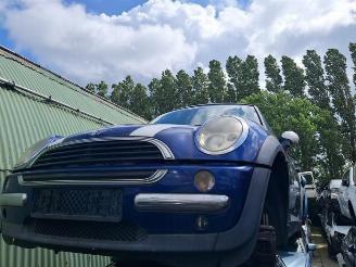 Salvage car Mini Mini Mini (R50/53), Hatchback, 2001 / 2007 1.6 16V One 2002/1