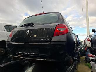 Autoverwertung Renault Clio Clio III (BR/CR), Hatchback, 2005 / 2014 1.2 16V 75 2006/5