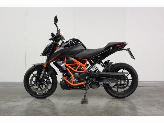 skadebil motor KTM 390 Duke  2024/5