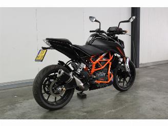 KTM 390 Duke  picture 4