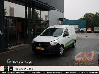 Unfall Kfz Van Dacia Dokker 1.5 dCi 75 Ambiance airco navi marge ( btw vrij ) 2017/2