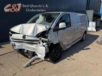Auto da rottamare Volkswagen Transporter Transporter T7, Van, 2024 2.0 TDI 150 2025/2