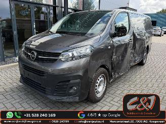 skadebil bedrijf Opel Vivaro  2021/1