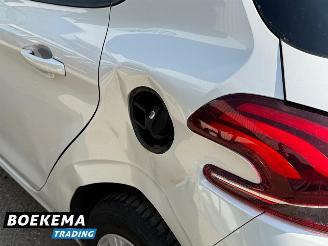 Peugeot 208 1.2 PureTech Blue Lion Navigatie Airco Cruise picture 13