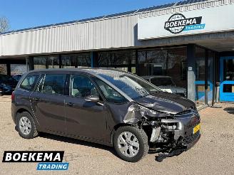 damaged passenger cars Citroën C4-picasso 1.2 PT Business 7-Persoons Navigatie Keyless Clima 2016/7