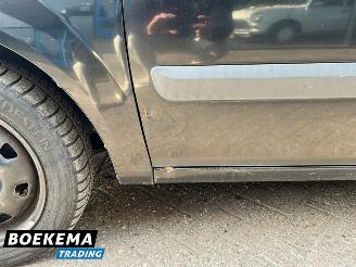 Hyundai Getz 1.6i 16V 105PK GLS Airco picture 7