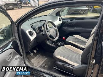 Peugeot 108 1.0 e-VTi Allure Cabriolet Airco Cruise picture 14