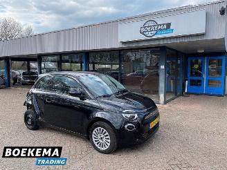 Schadeauto Fiat 500E Action 24 kWh Climate Control Cruise 2022/7