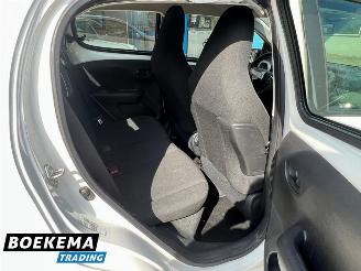 Peugeot 108 1.0 e-VTi Active Airco LED picture 23