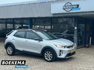 Schadeauto Kia Stonic 1.0 T-GDi MHEV Dynamic Automaat Navigatie Camera 2022/12