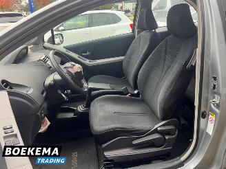 Toyota Yaris 1.3 VVTi Luna Climate Cruise picture 17