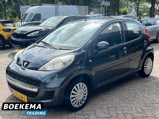 Peugeot 107 1.0-12V XS Airco 5-Deurs picture 4