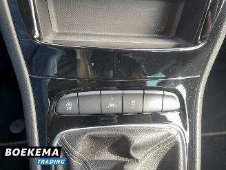 Opel Astra Sports Tourer 1.2 Elegance Navi Camera Clima ACC Carplay picture 22